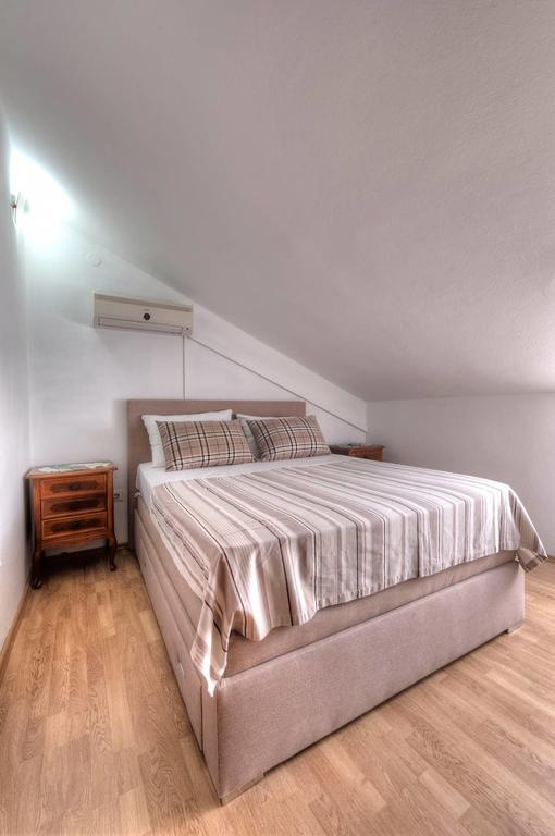 Wukovic Apartments Tivat Exterior foto